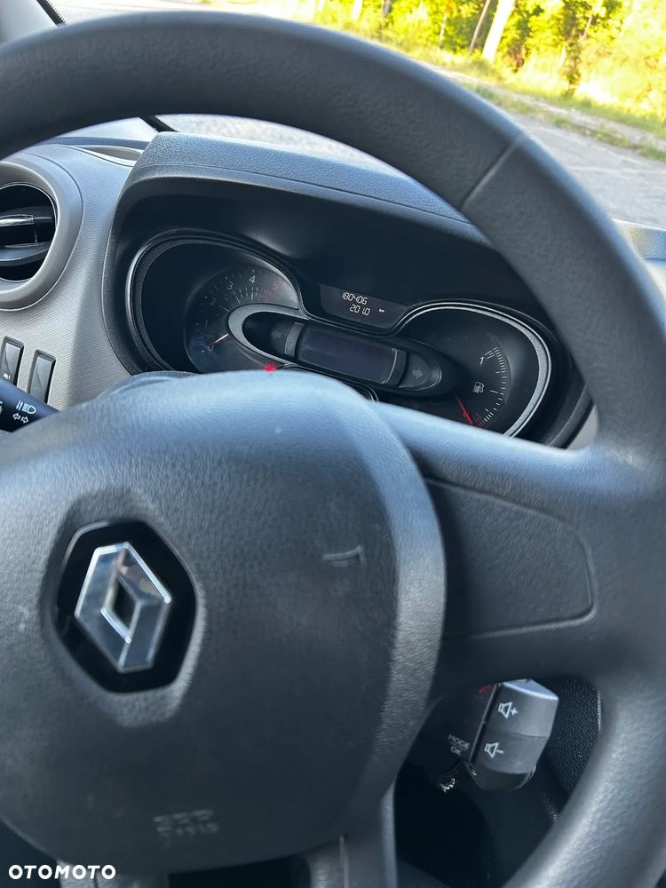Renault TRAFIC - 10