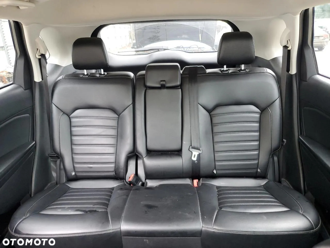Ford Edge - 10