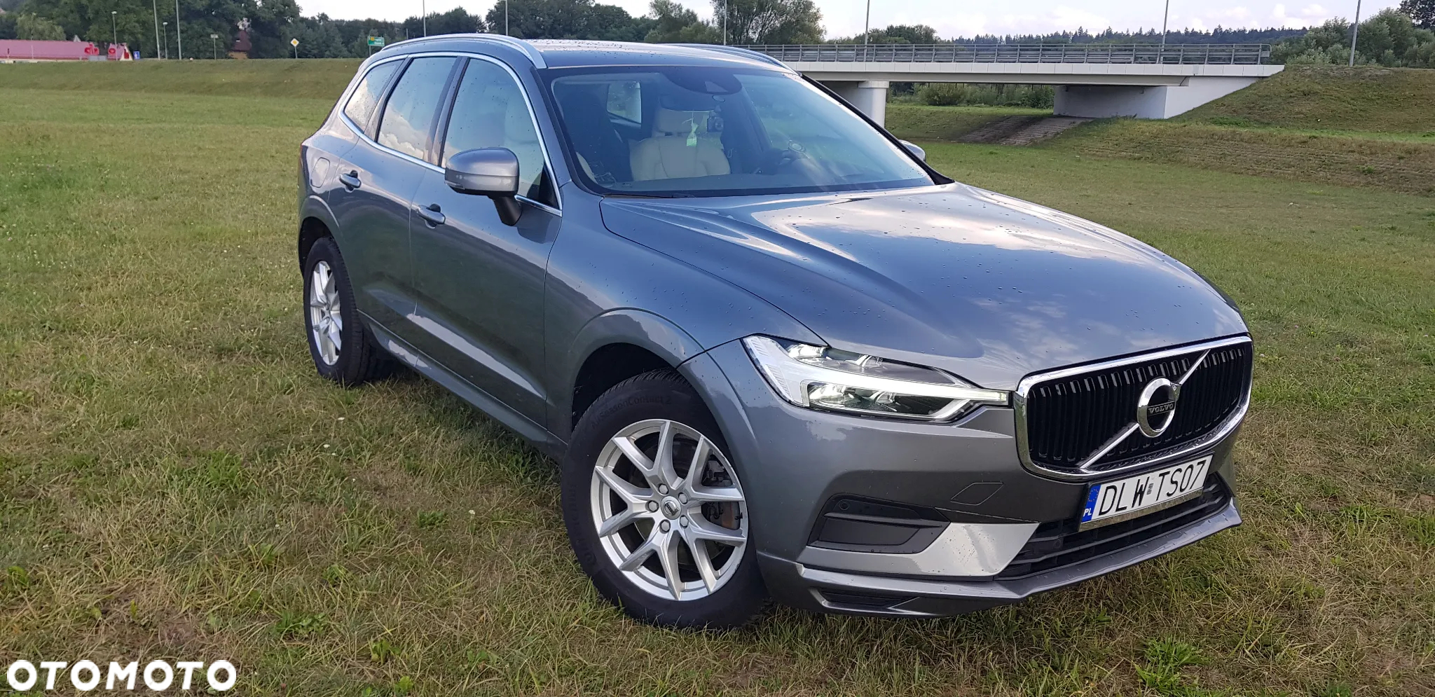Volvo XC 60 D5 AWD Geartronic Momentum - 11