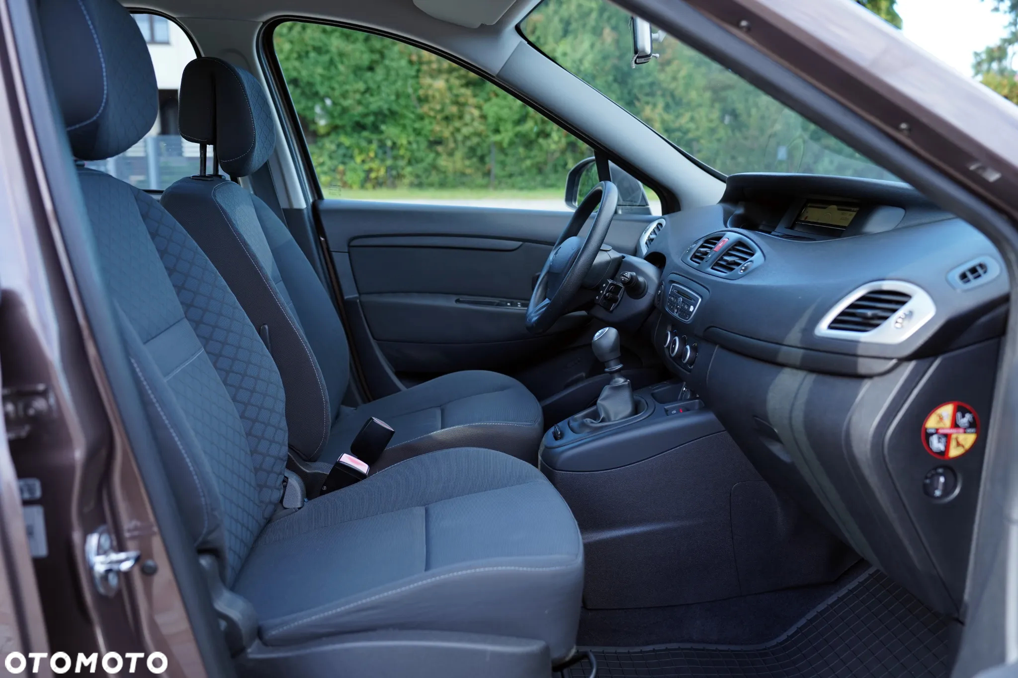 Renault Scenic 1.6 16V 110 Authentique - 21
