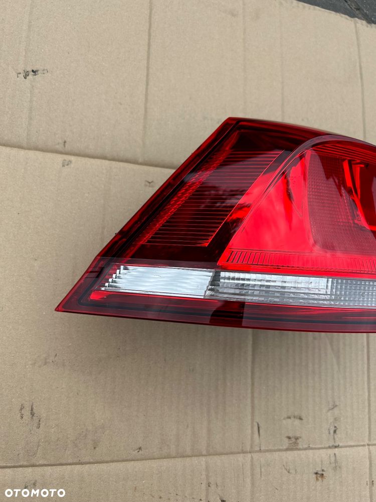 Volkswagen golf VII kombi lampa lewy tył 5G9945095C lewa tylna - 2