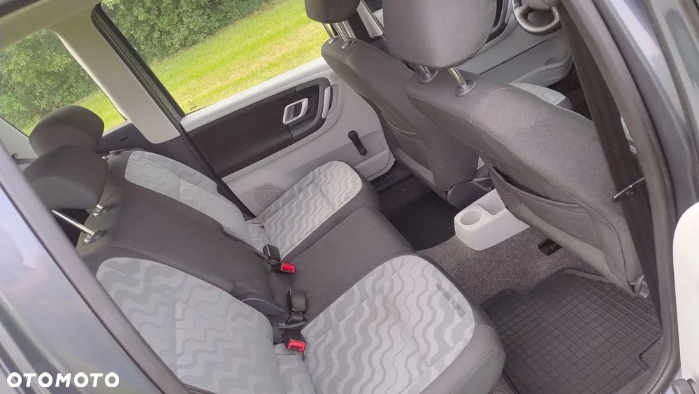 Skoda Roomster 1.2 12V HTP PLUS EDITION - 20