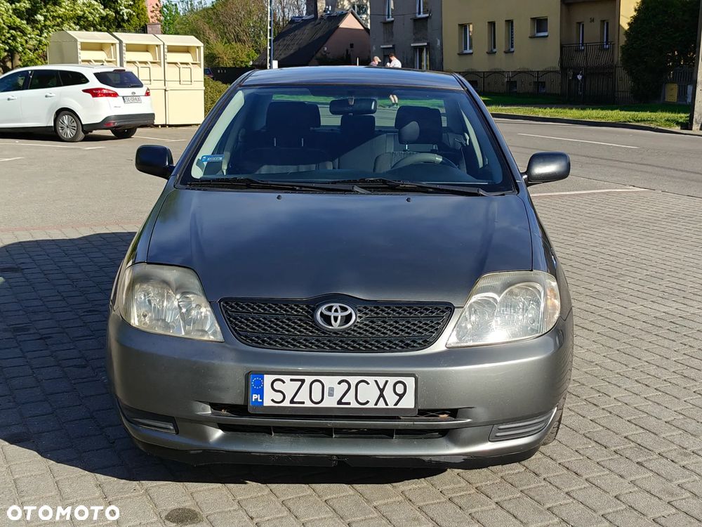 Toyota Corolla 1.4 Terra3 - 23