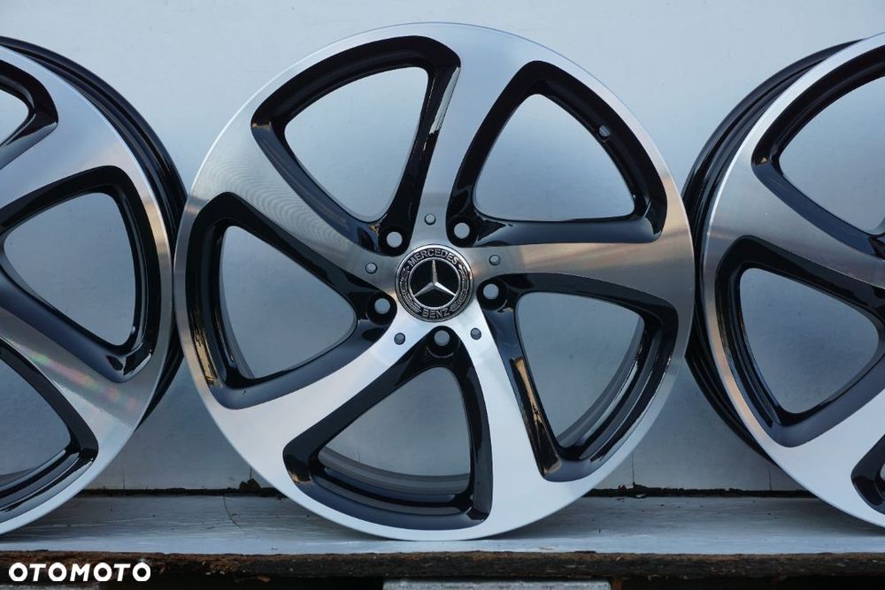 Mercedes W213 5x112 18 8J et43 - 8