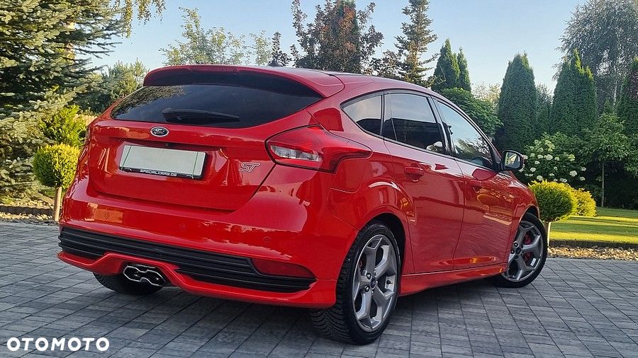 Ford Focus 2.0 EcoBoost ST mit Leder-Sport-Paket - 10