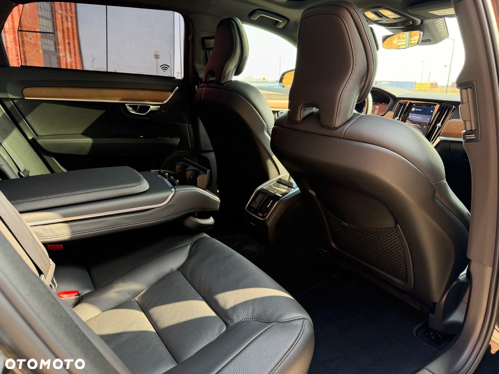 Volvo S90 - 18