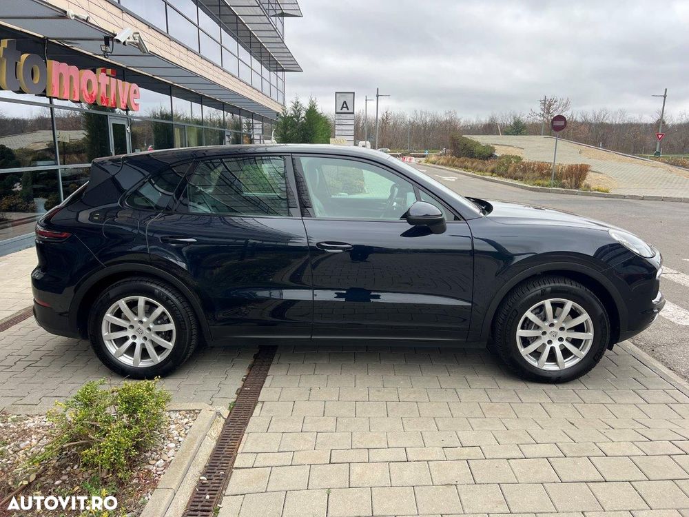 Porsche Cayenne Standard - 7