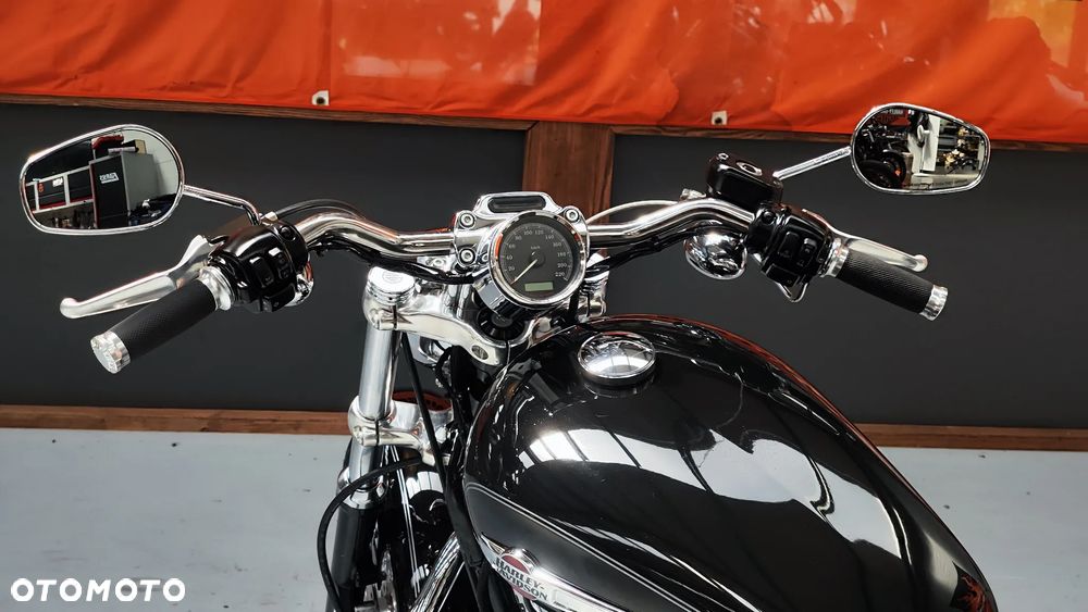 Harley-Davidson Sportster - 11