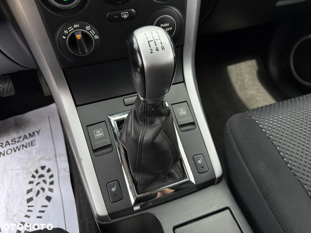 Suzuki Grand Vitara 2.0 Club - 16