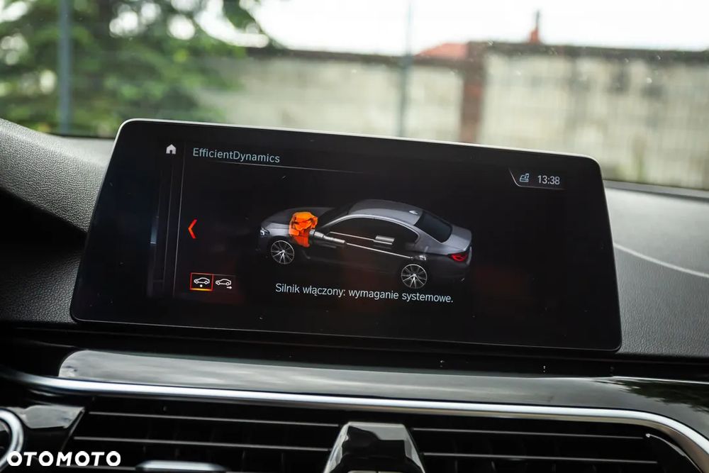 BMW Seria 5 520d Luxury Line - 32