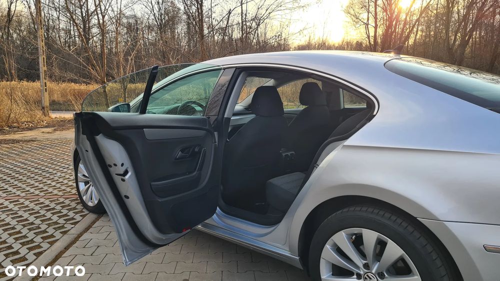 Volkswagen Passat CC 2.0 TDI DPF DSG - 19