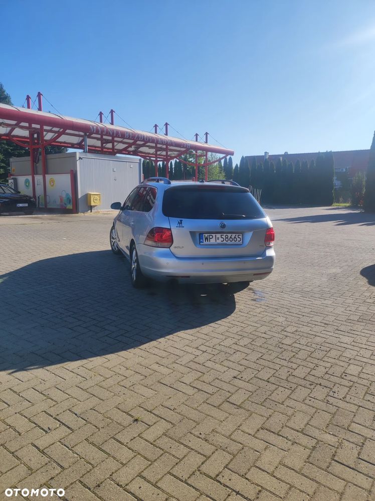 Volkswagen Golf 1.6 TDI Comfortline - 8