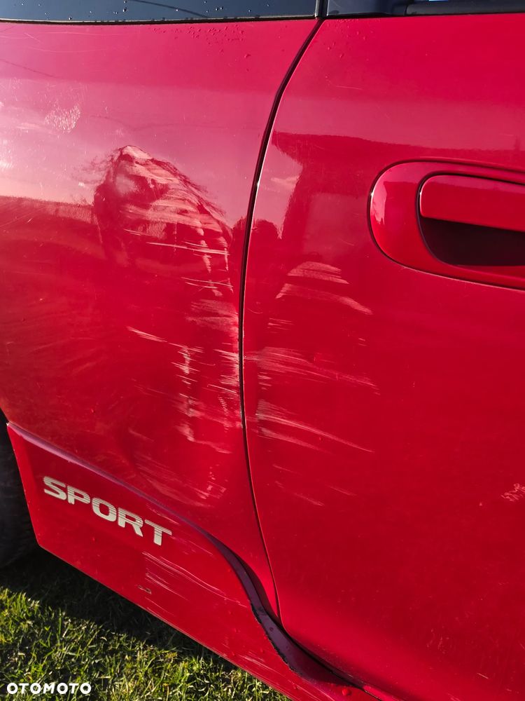 Honda Civic 1.6i ES - 5