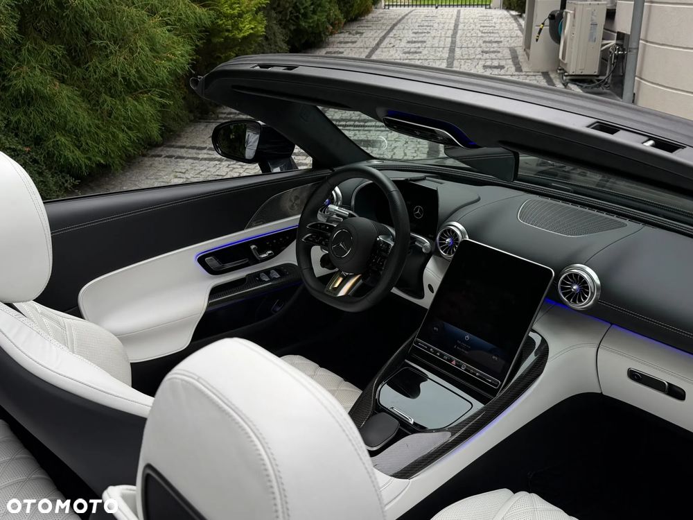 Mercedes-Benz SL AMG 63 4-Matic+ - 26