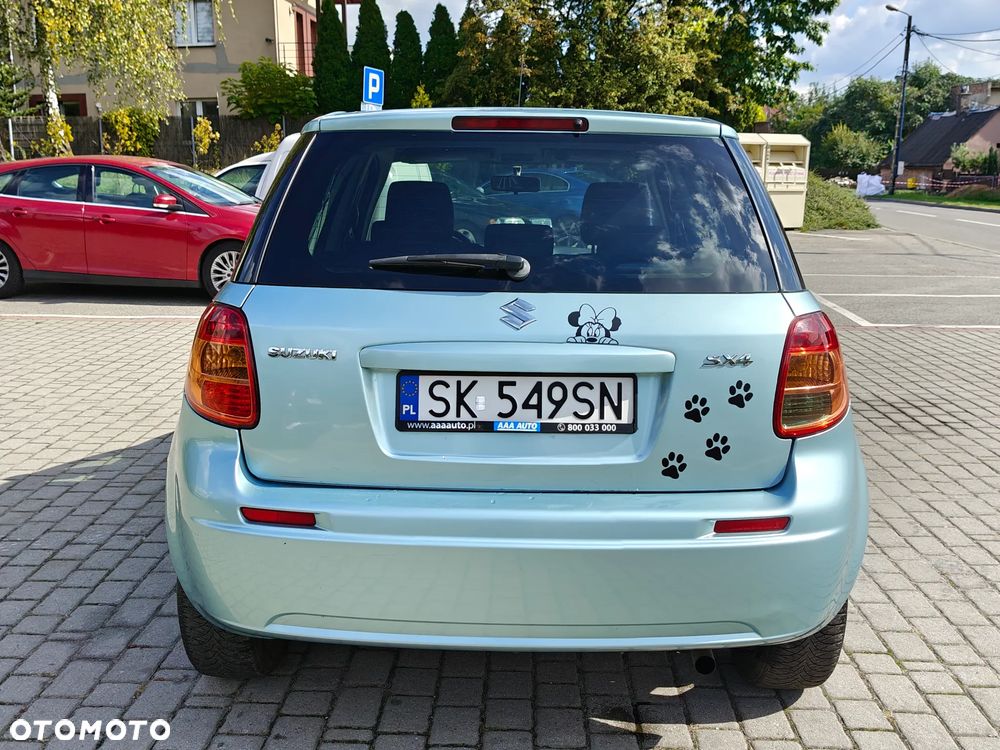 Suzuki SX4 1.5 Streetline 4x2 Classic - 11
