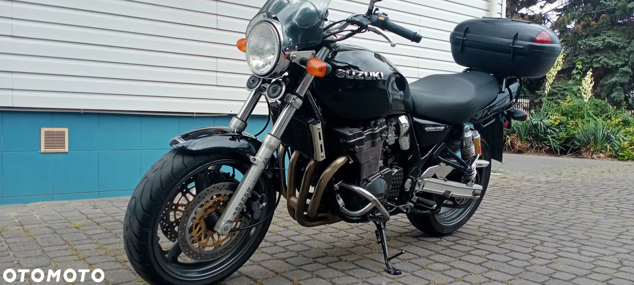 Suzuki GSX - 9