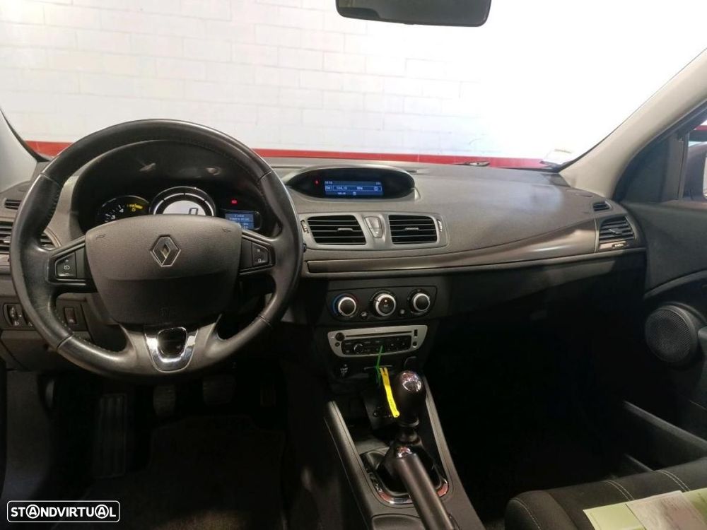Renault Mégane Sport Tourer 1.5 dCi Confort SS - 5