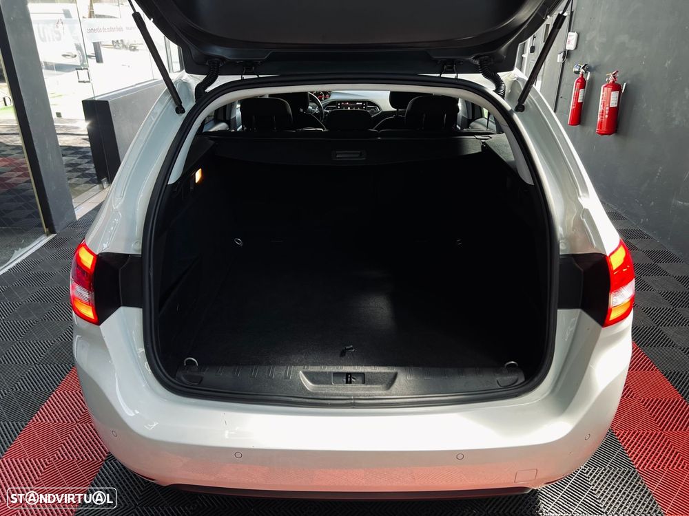 Peugeot 308 1.6 BlueHDi Active - 26