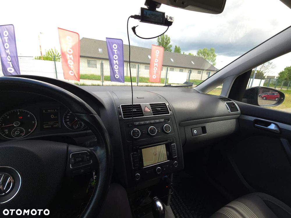 Volkswagen Touran 1.6 TDI DPF BlueMotion Technology DSG MATCH - 31