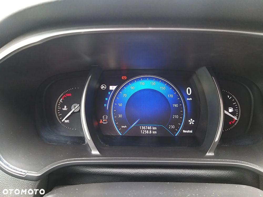 Renault Megane 1.5 dCi Intens EDC - 8