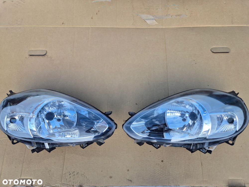 Fiat Punto EVO komplet reflektorów.Valeo.EU - 1