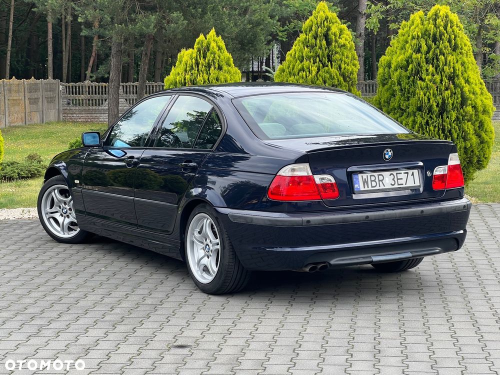 BMW Seria 3 320i - 2