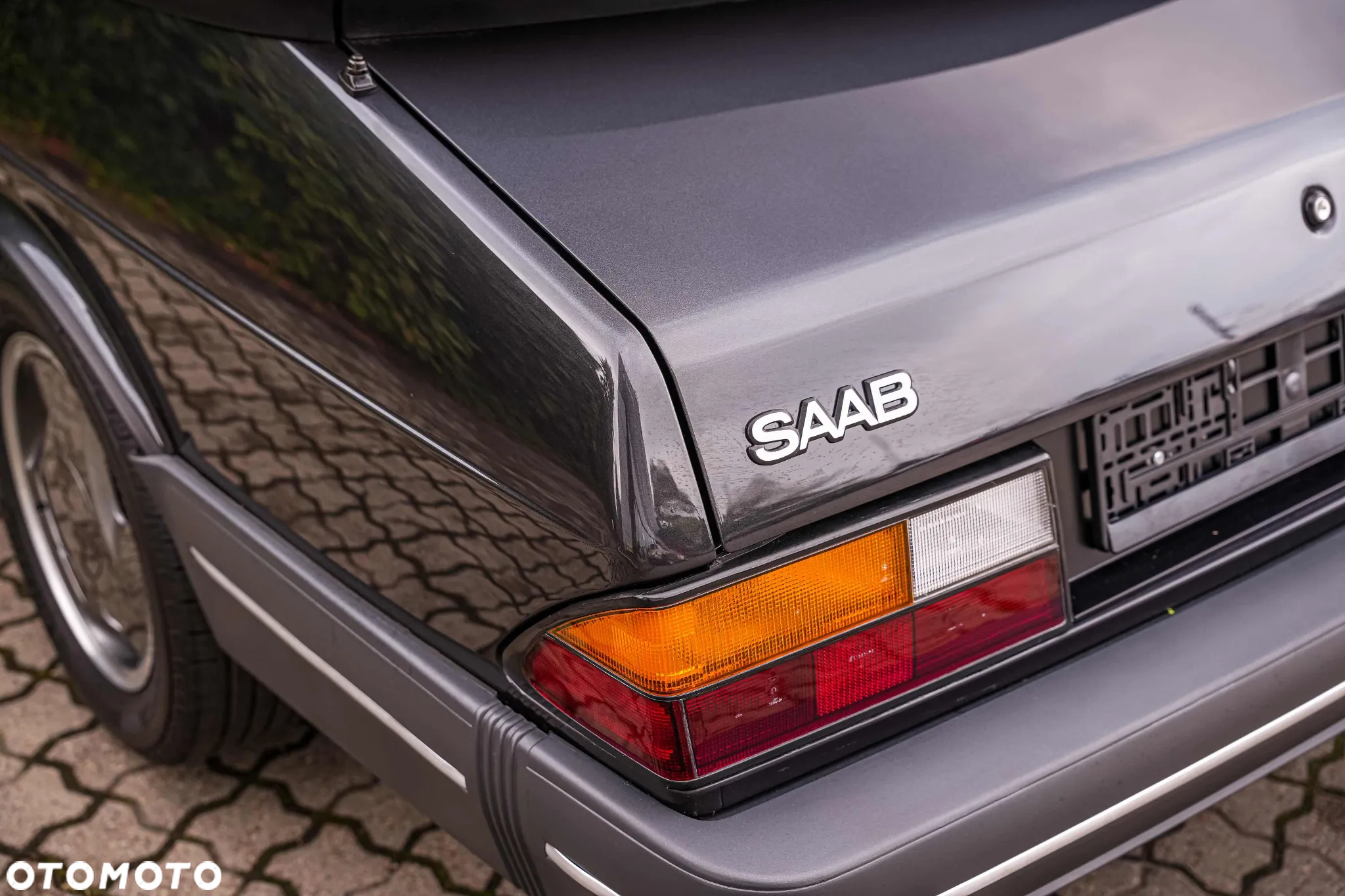 Saab 900 - 20