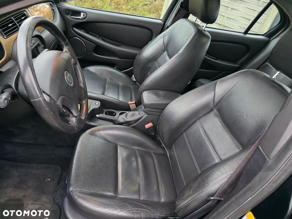 Jaguar X-Type 3.0 Sport - 8