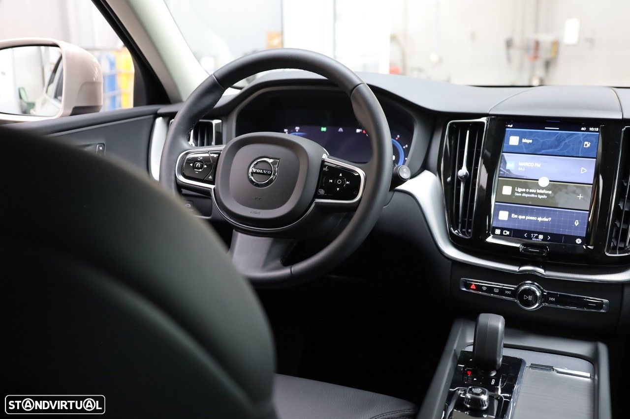 Volvo XC 60 2.0 B4 Plus Bright - 15