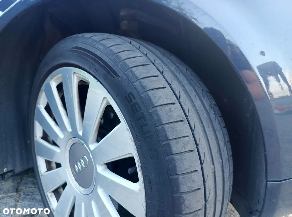 Audi A4 Avant 2.4 - 12