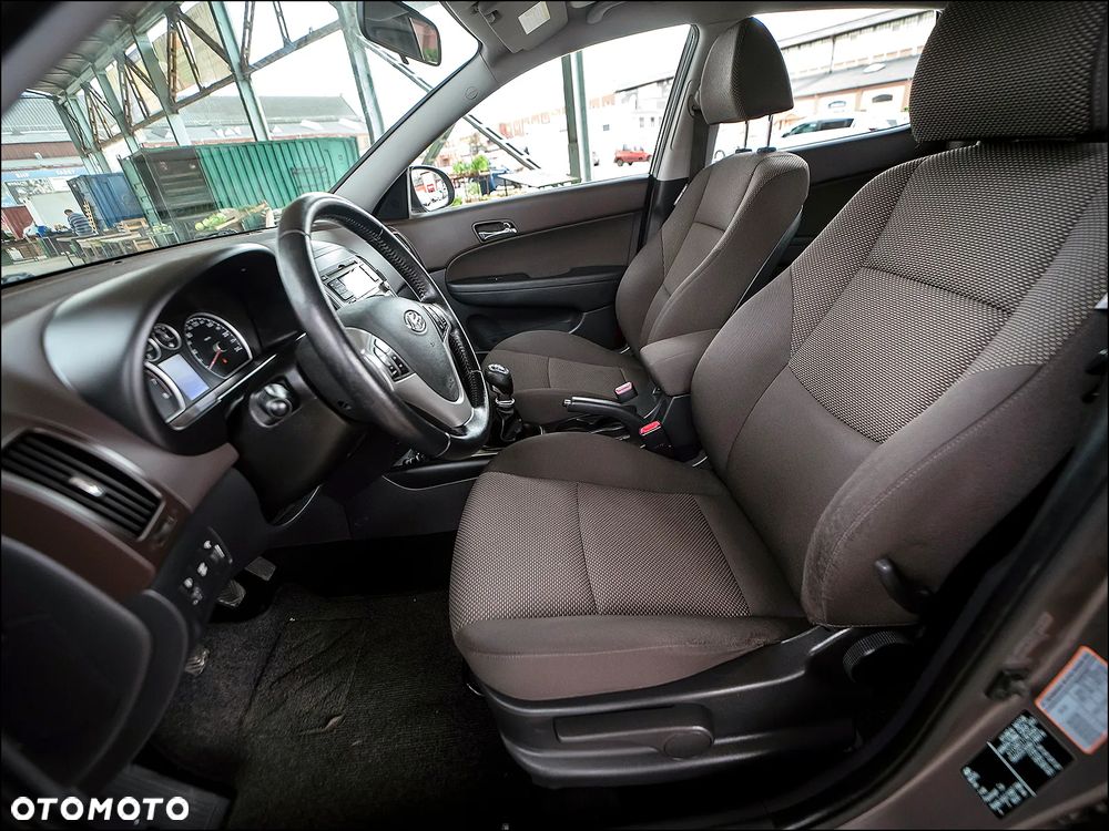 Hyundai i30 - 30