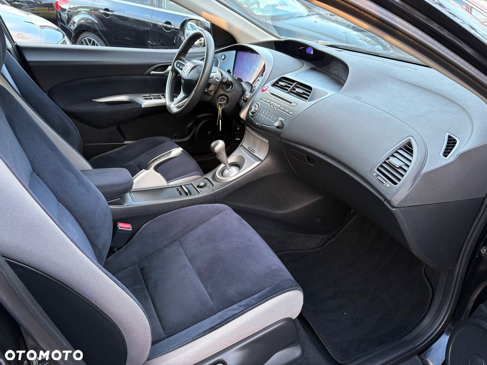 Honda Civic 1.4 Comfort - 8
