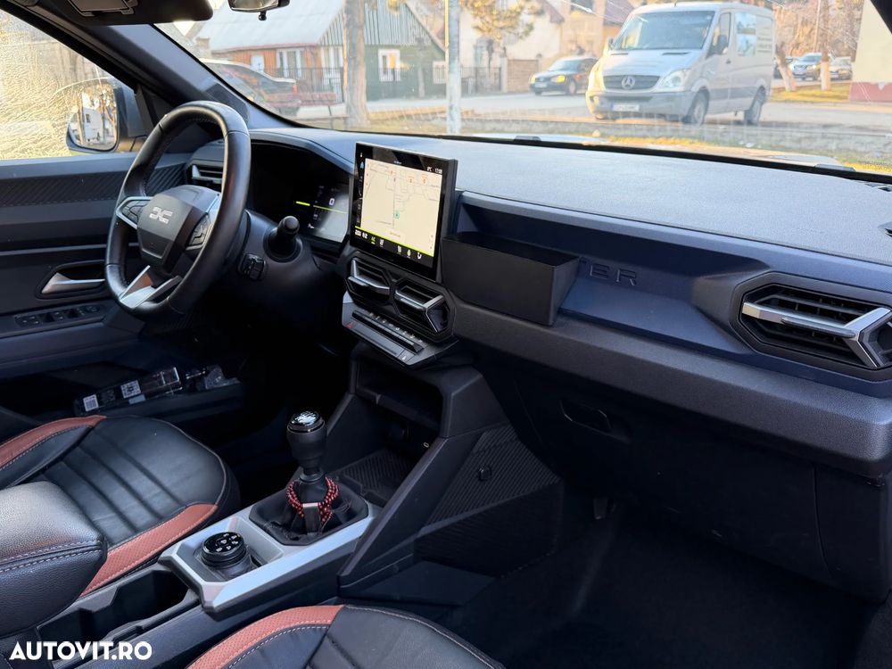 Dacia Duster TCe 130 4X4 MHEV Journey - 11