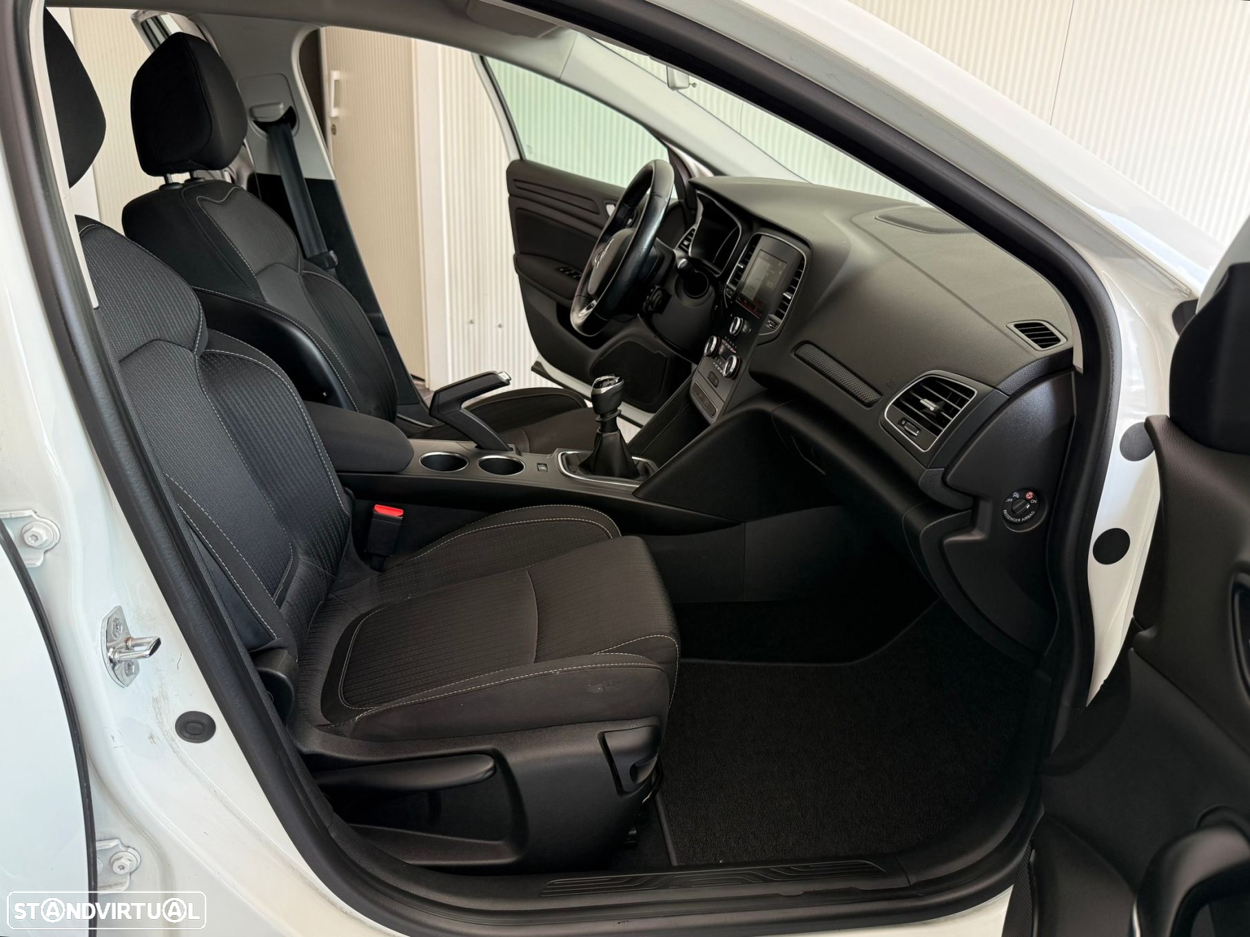 Renault Mégane Sport Tourer - 18