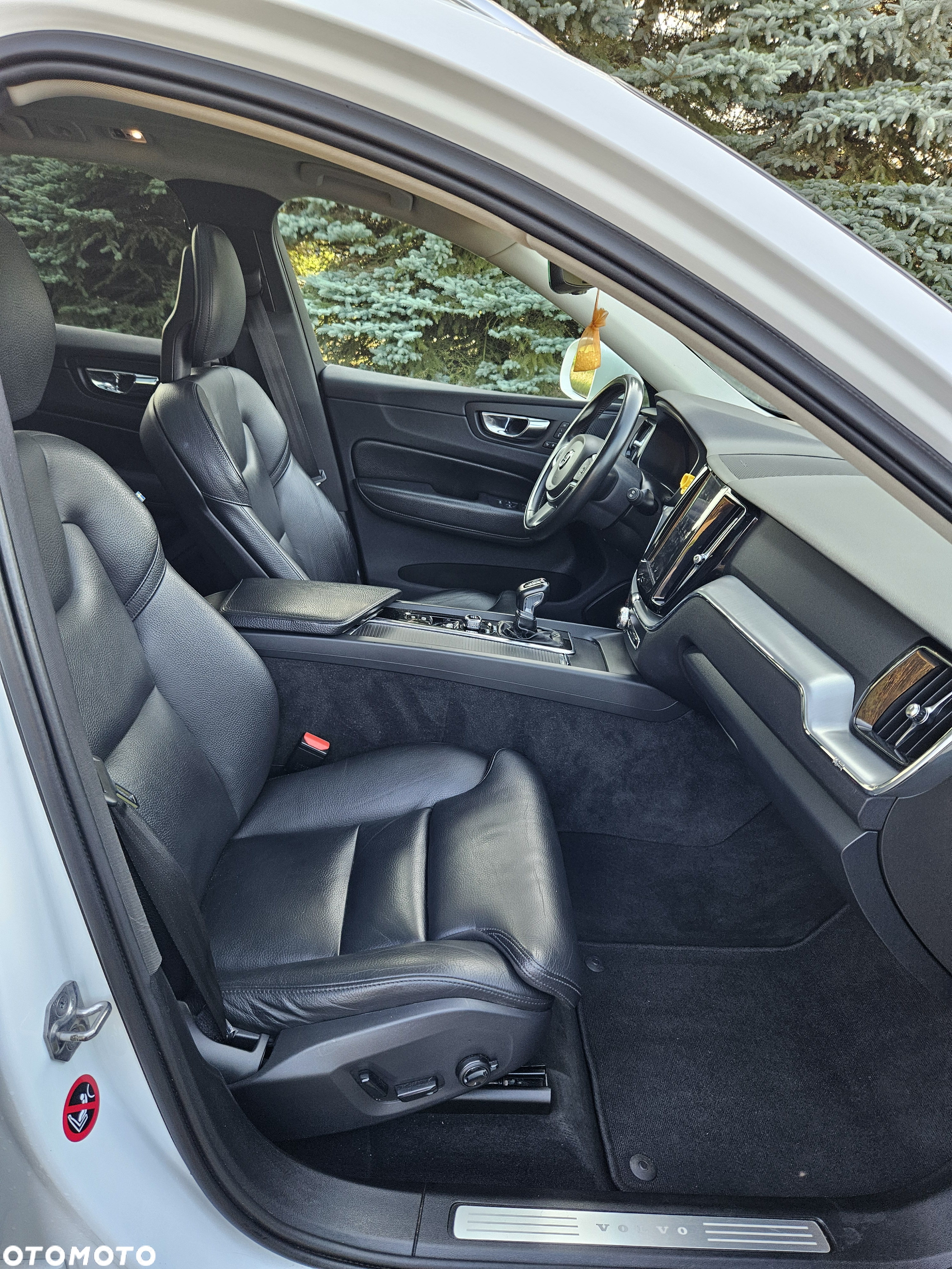 Volvo XC 60 - 16