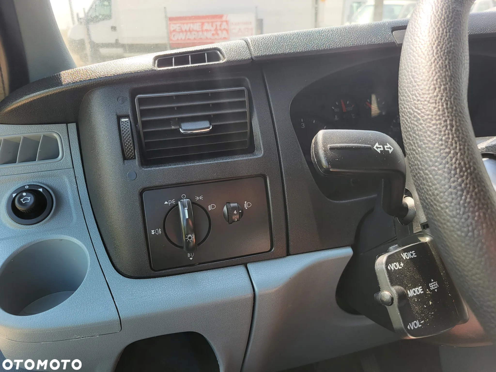 Ford Transit - 22
