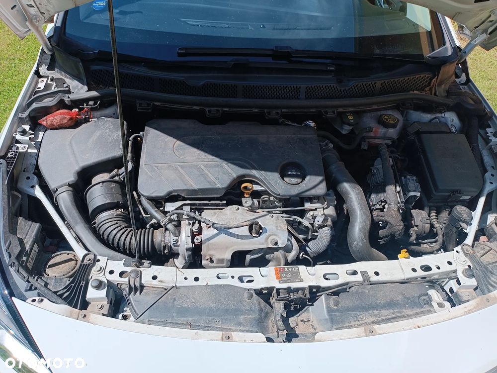 Opel Astra 1.6 CDTI Sport - 8