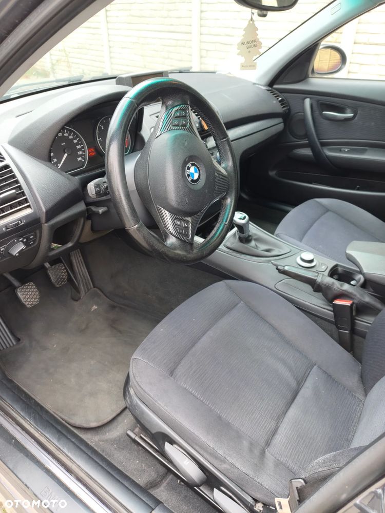 BMW Seria 1 118d - 10