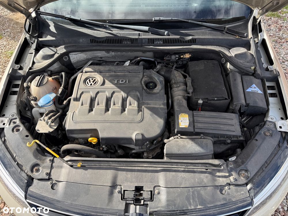 Volkswagen Jetta 2.0 TDI DPF BMT Comfortline DSG - 17