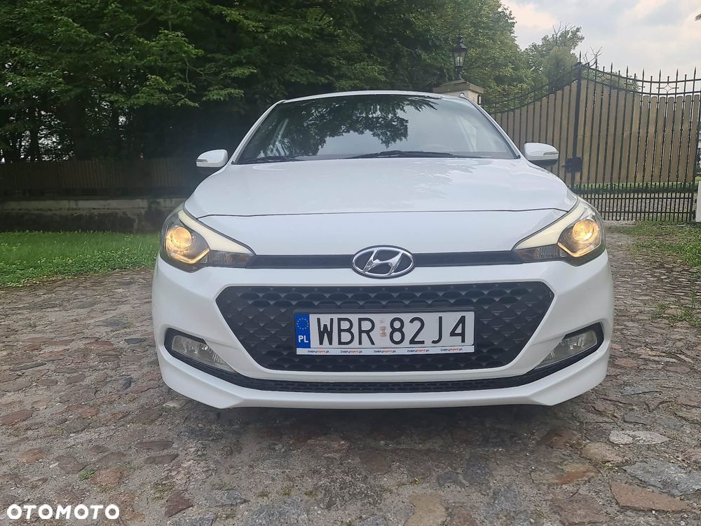 Hyundai i20 1.2 Passion Plus - 1