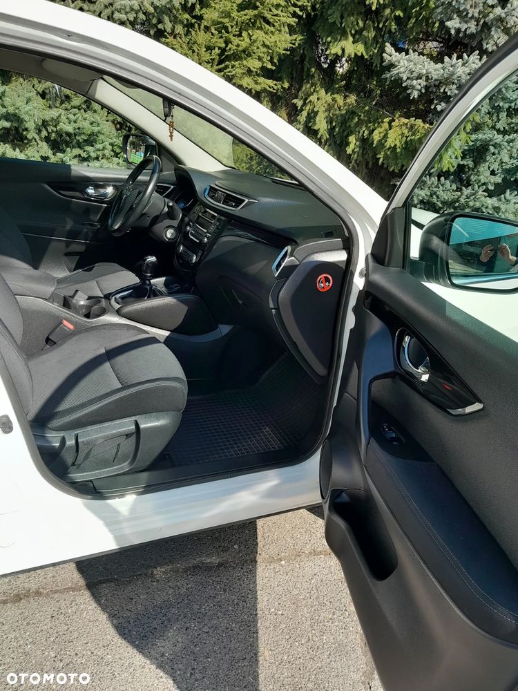 Nissan Qashqai 1.2 DIG-T Acenta EU6 - 12