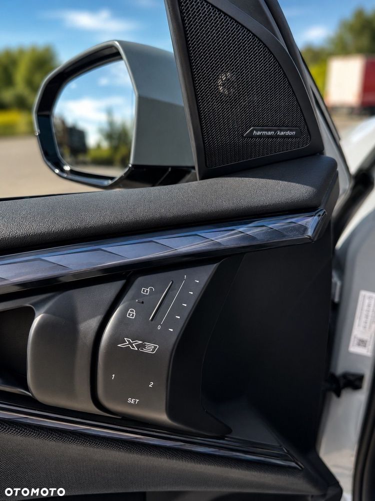 BMW X3 xDrive20d mHEV - 14