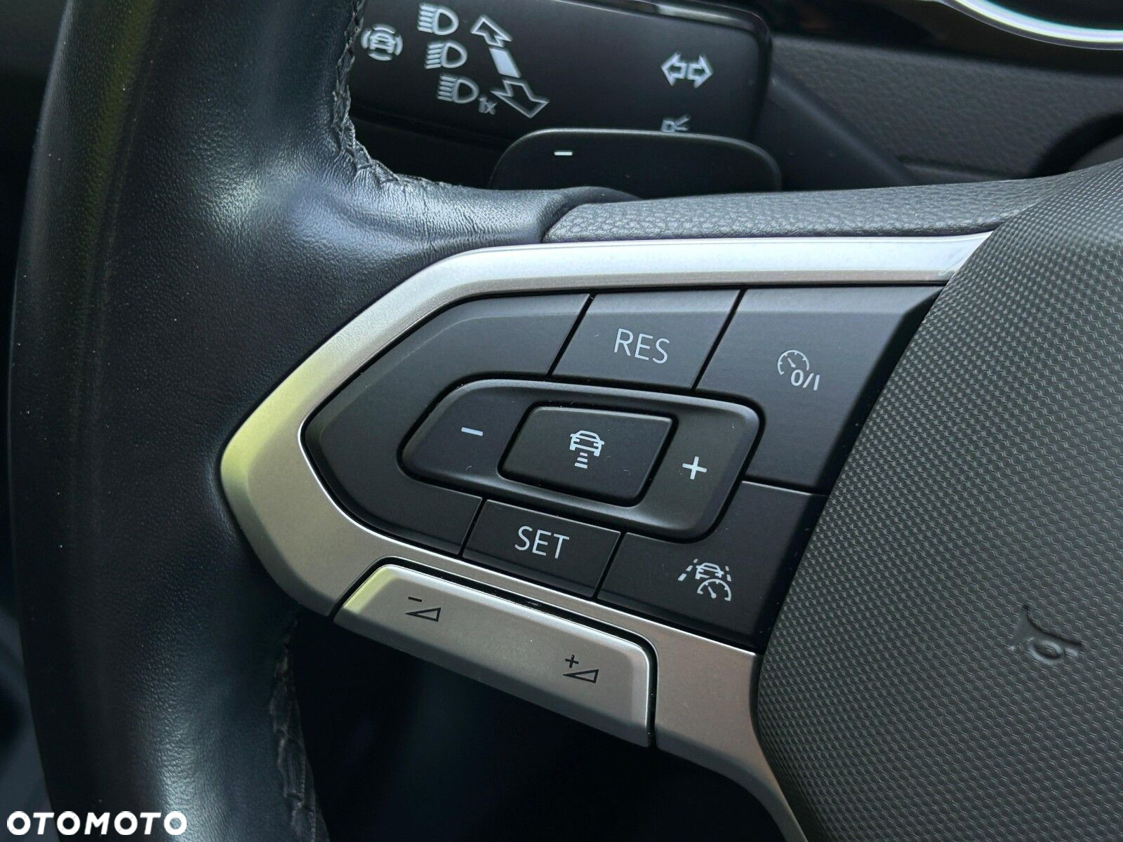 Volkswagen Passat 2.0 TDI EVO Elegance DSG - 22