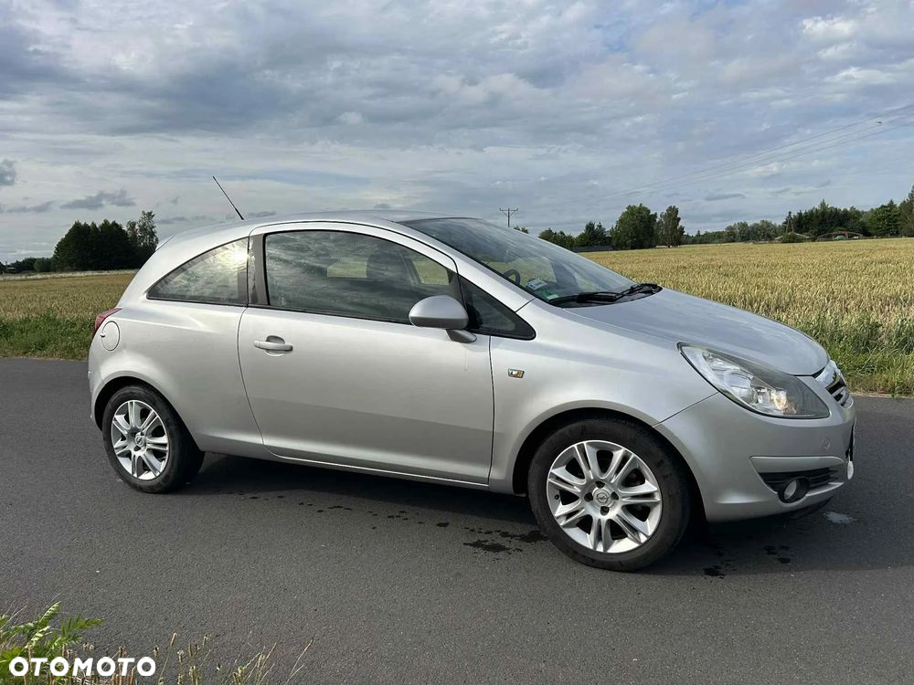 Opel Corsa - 2