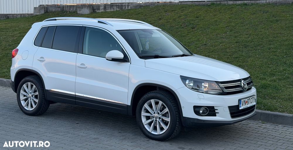 Volkswagen Tiguan 2.0 TDI DPF 4Motion BlueMotion Technology DSG Exclusive - 17