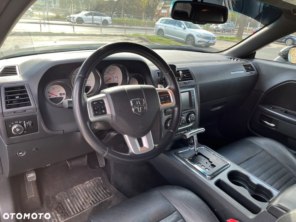 Dodge Challenger 5.7 R/T - 15