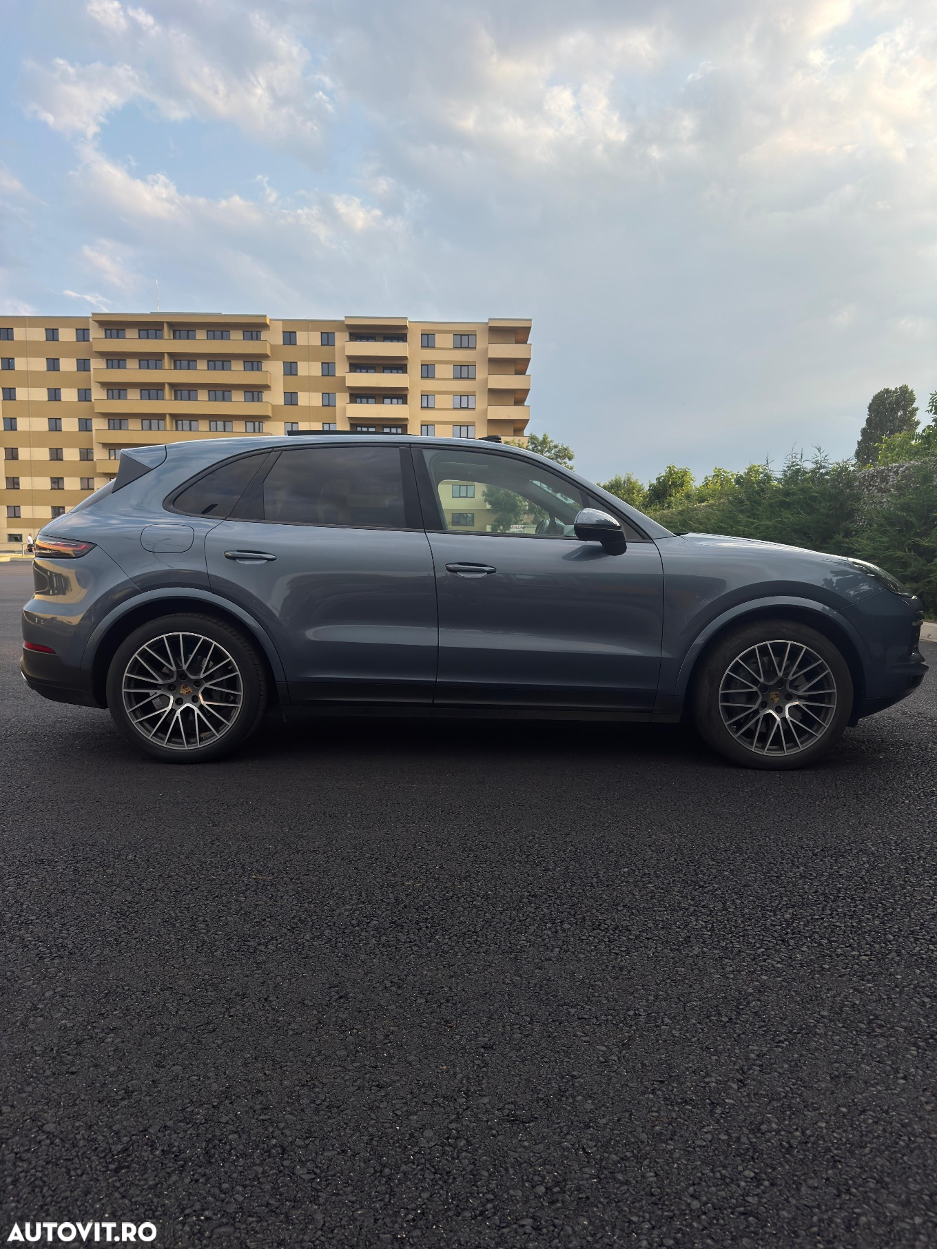 Porsche Cayenne S - 21