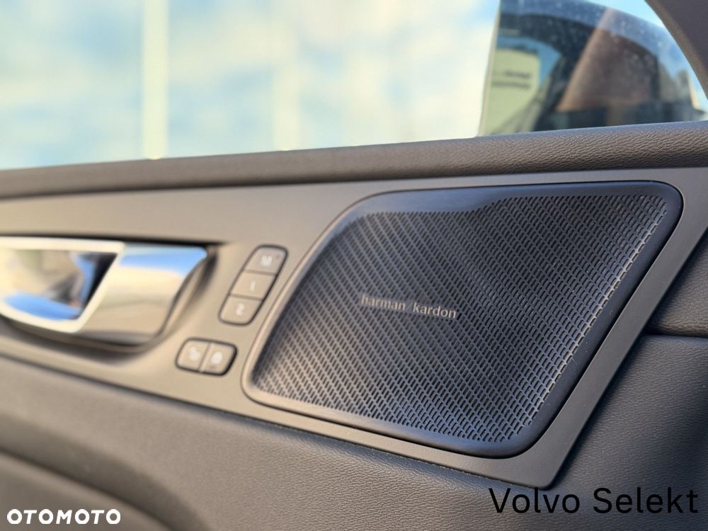 Volvo XC 60 - 22