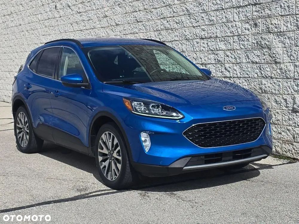 Ford Escape 2.0 EcoBoost AWD Titanium - 4