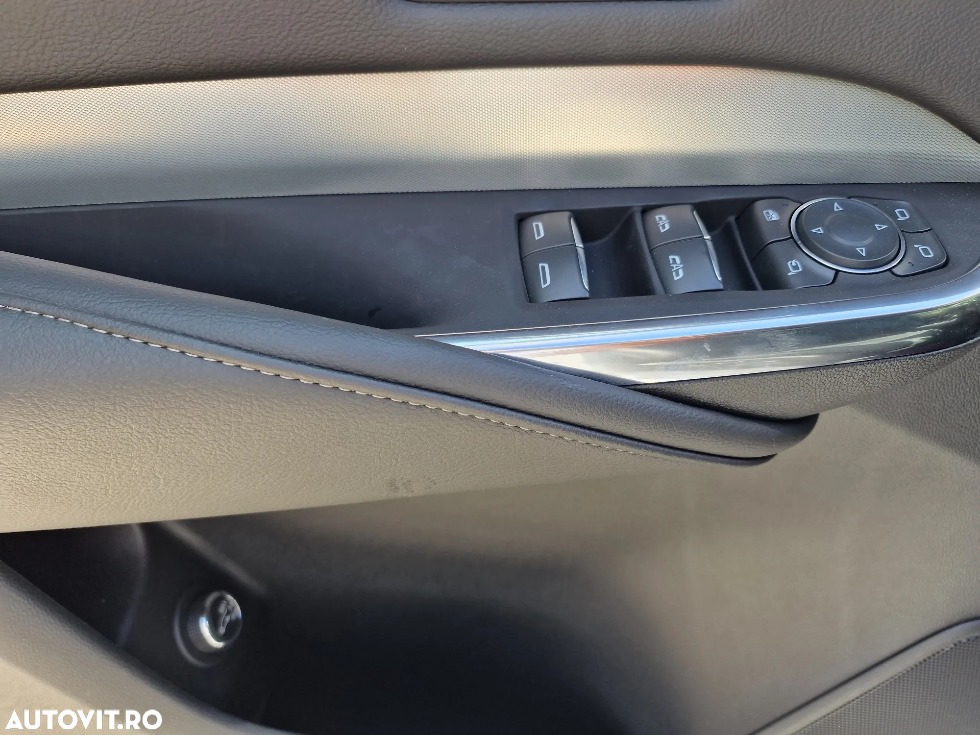 Cadillac XT4 350T AWD Premium Luxury - 17